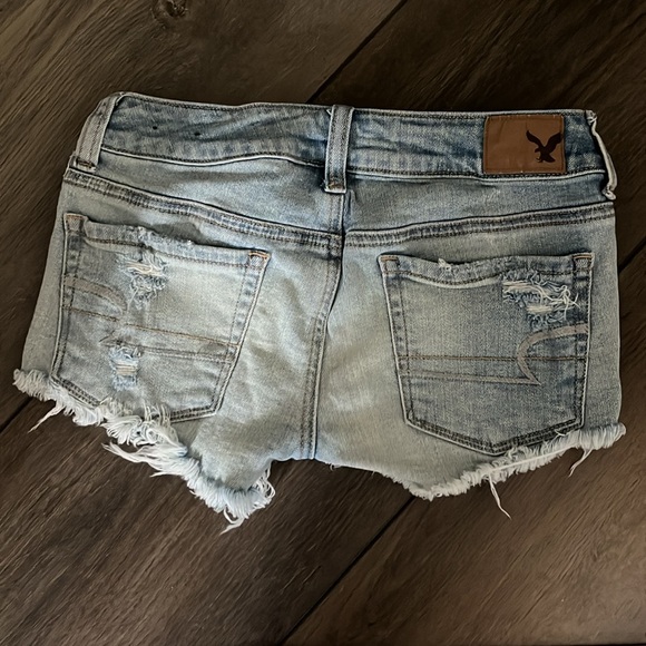 American Eagle Jean Shorts - Picture 3 of 4